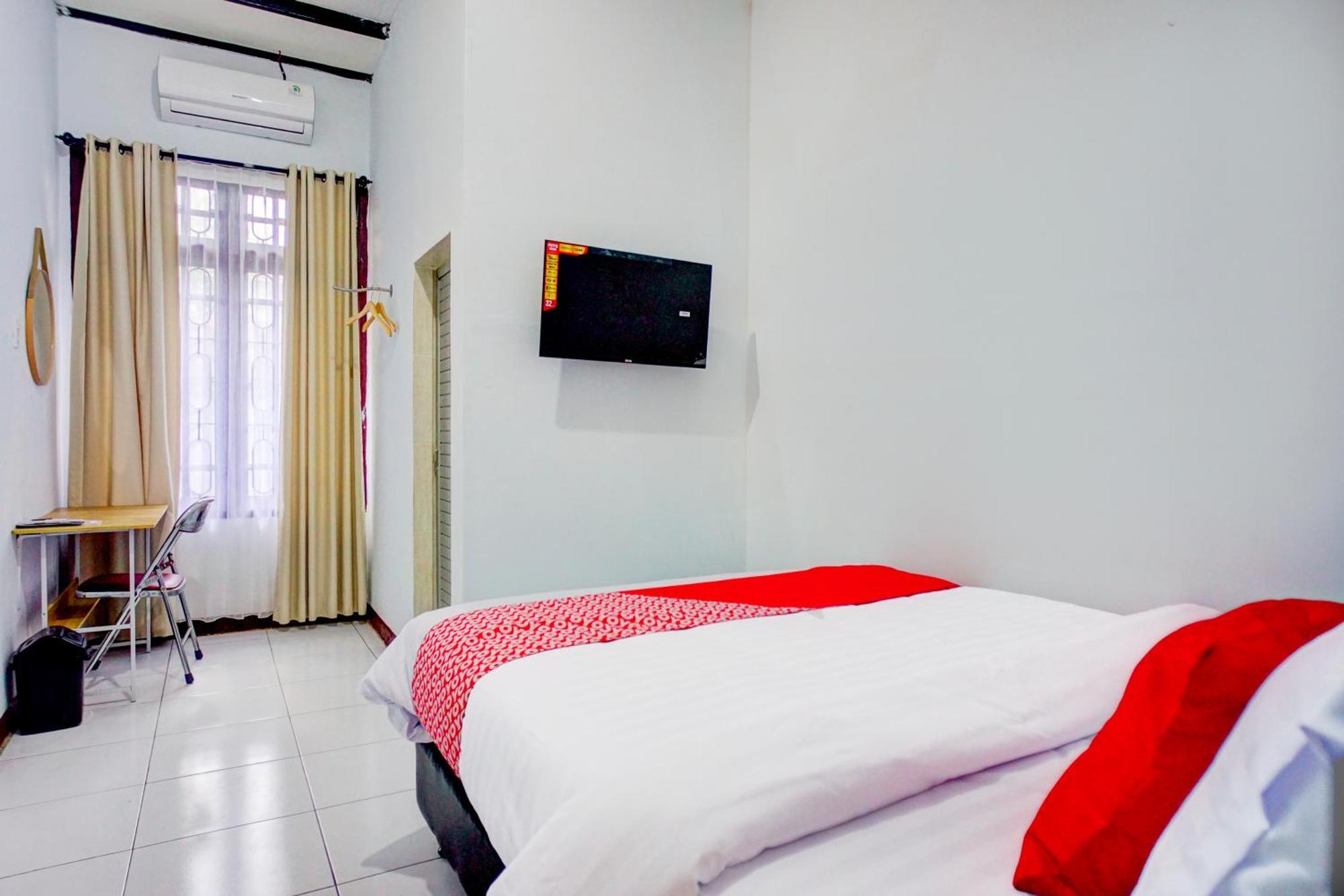 Hotel O Krakatau Near Universitas Muhammadiya Sumatra Utara Umsu Medan Buitenkant foto