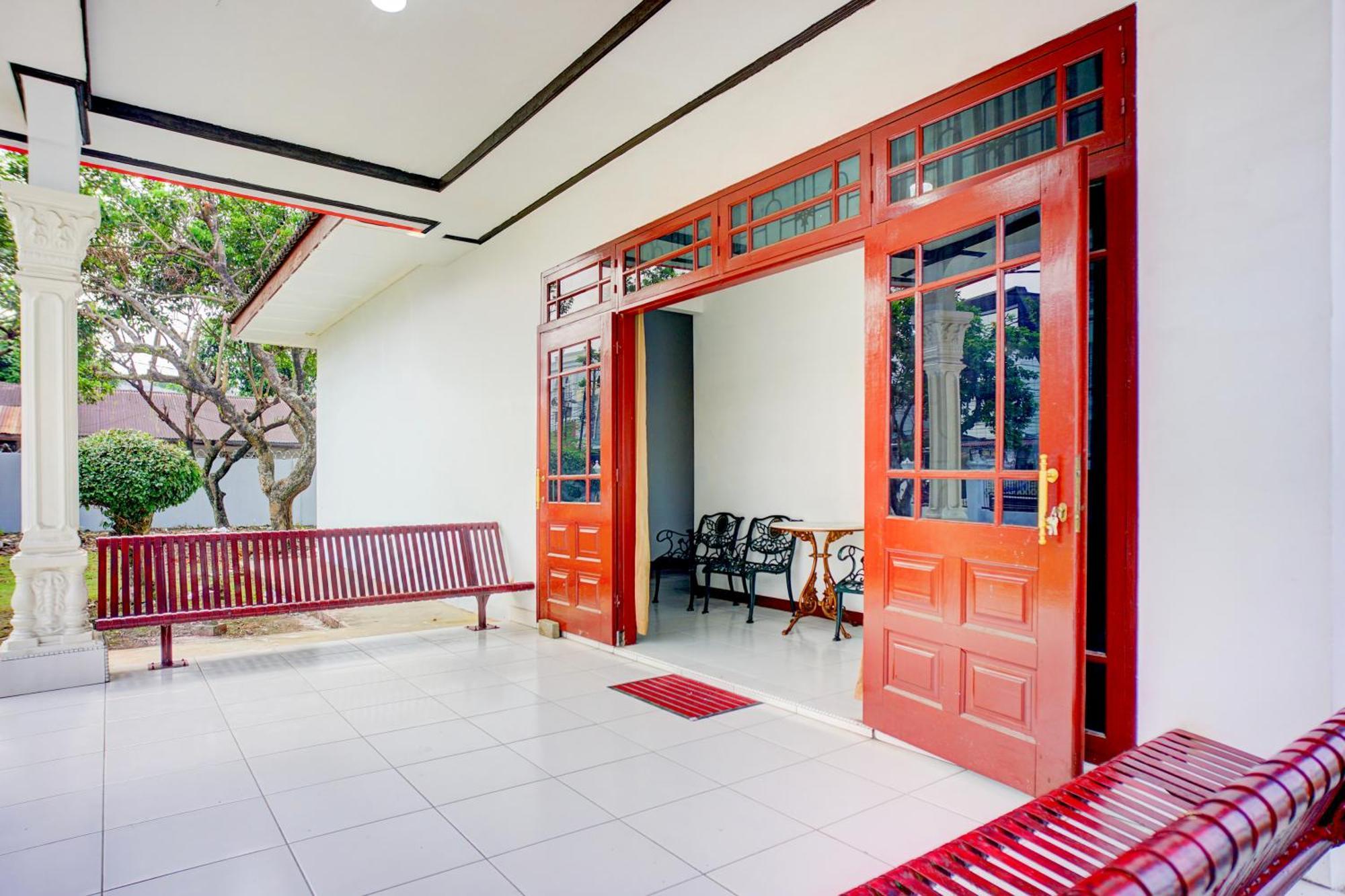 Hotel O Krakatau Near Universitas Muhammadiya Sumatra Utara Umsu Medan Buitenkant foto