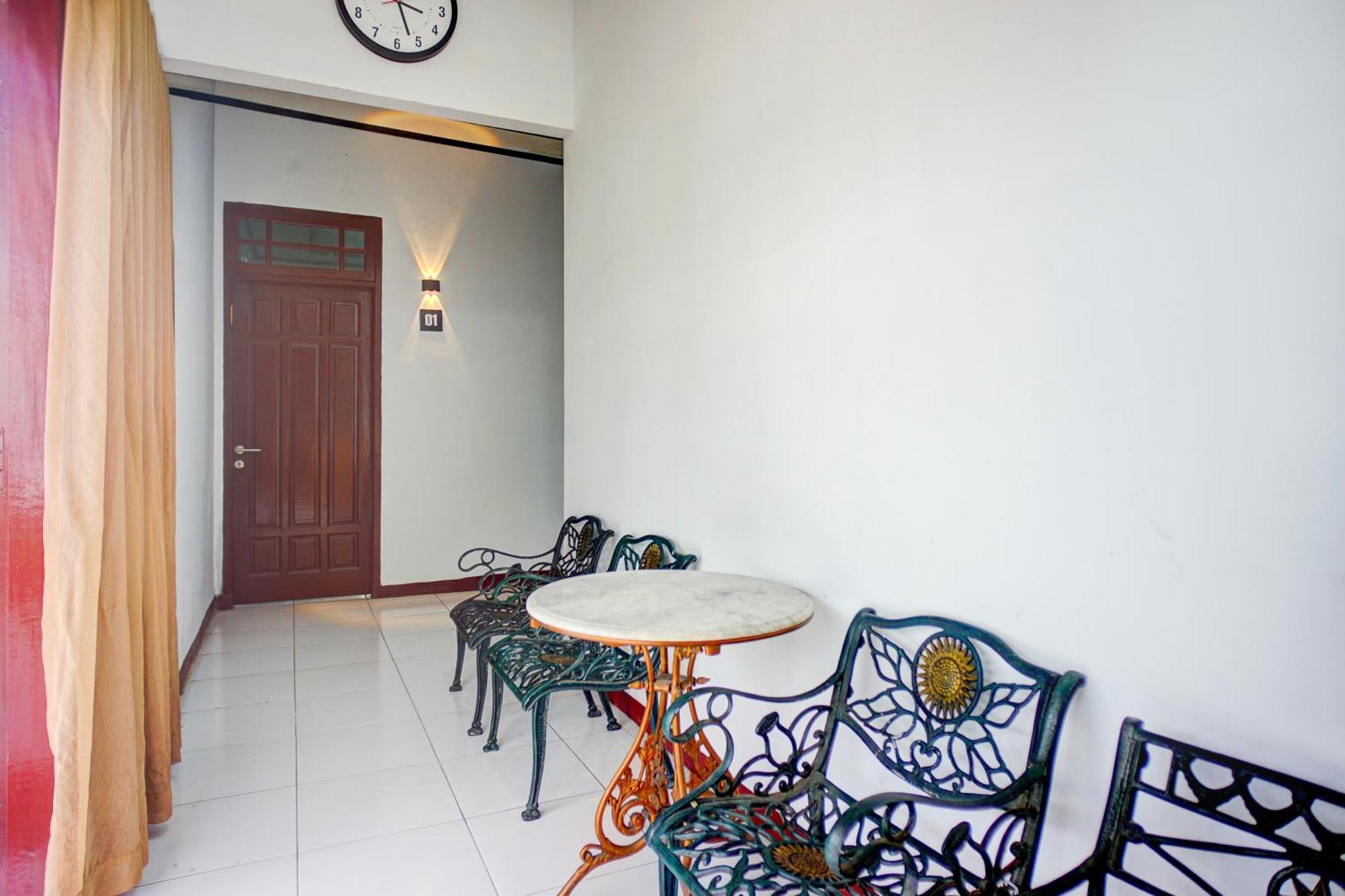 Hotel O Krakatau Near Universitas Muhammadiya Sumatra Utara Umsu Medan Buitenkant foto