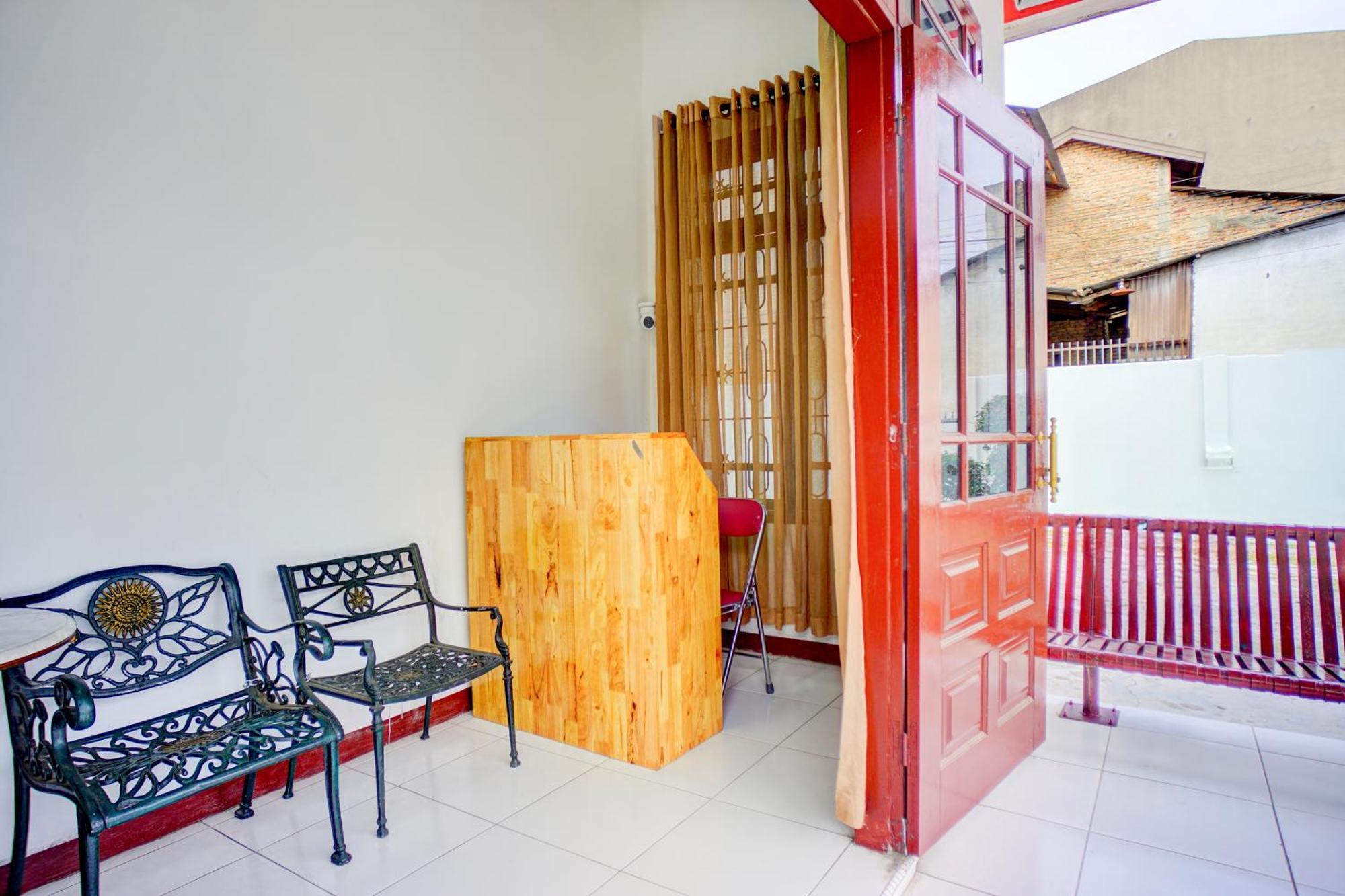 Hotel O Krakatau Near Universitas Muhammadiya Sumatra Utara Umsu Medan Buitenkant foto